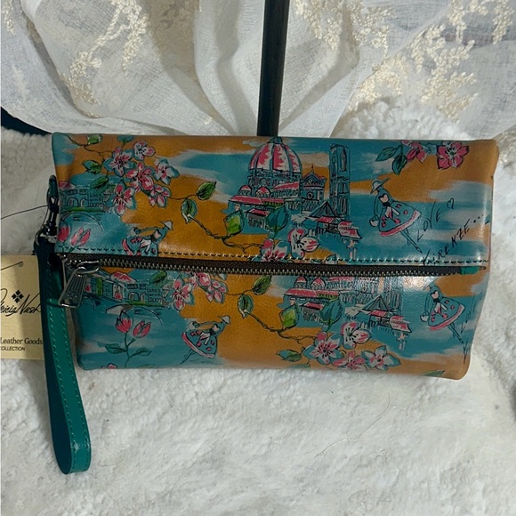 Patricia Nash beautiful girl wristlet clutch bag